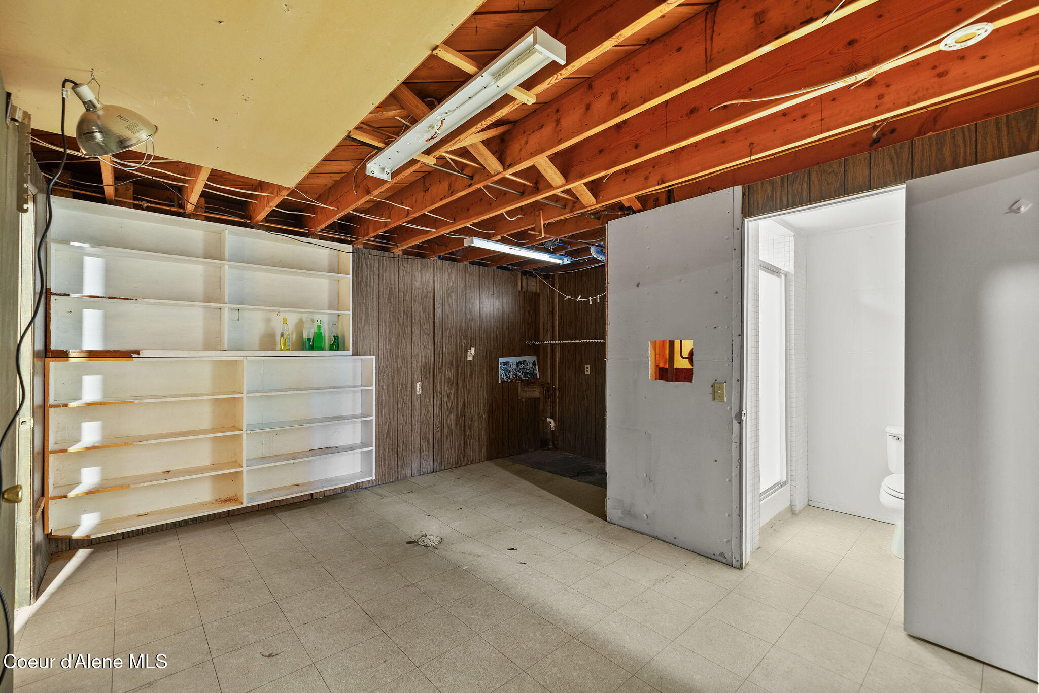 957 East Giesa Road Coeur D'Alene, ID 83814 - Photo 34 of 42 Storage