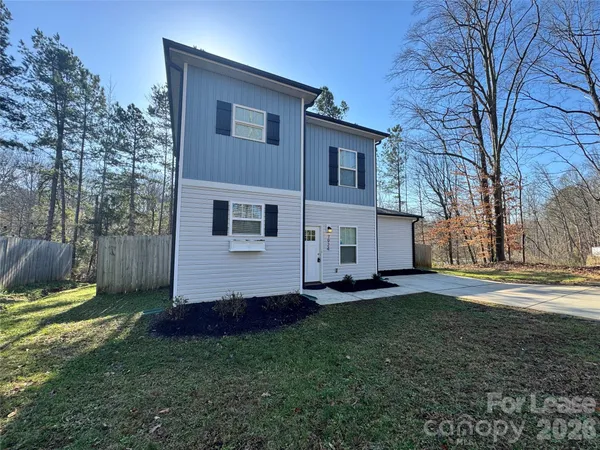 $1,895 | 7924 East Lane Drive, Charlotte, NC 28212