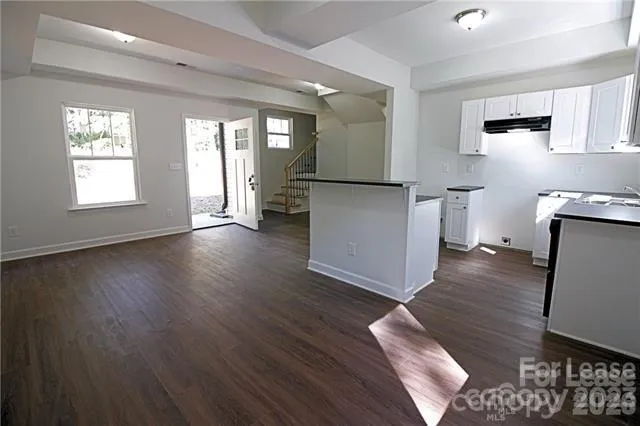 $1,895 | 7924 East Lane Drive, Charlotte, NC 28212