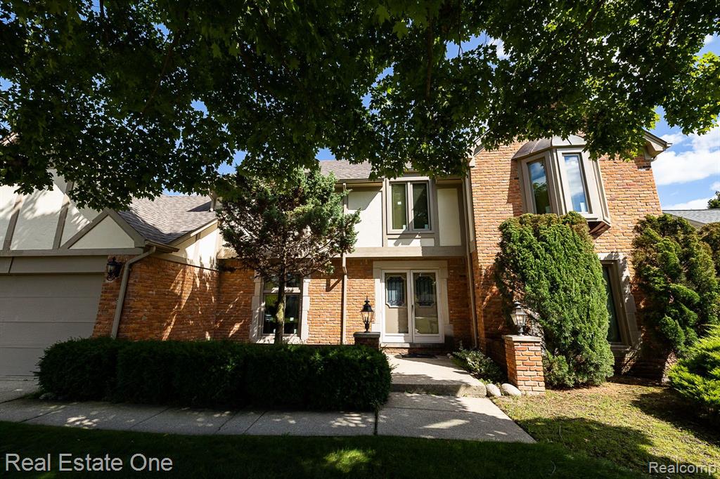3193 Salem Drive Rochester Hills, MI 48306 - Photo 2 of 47