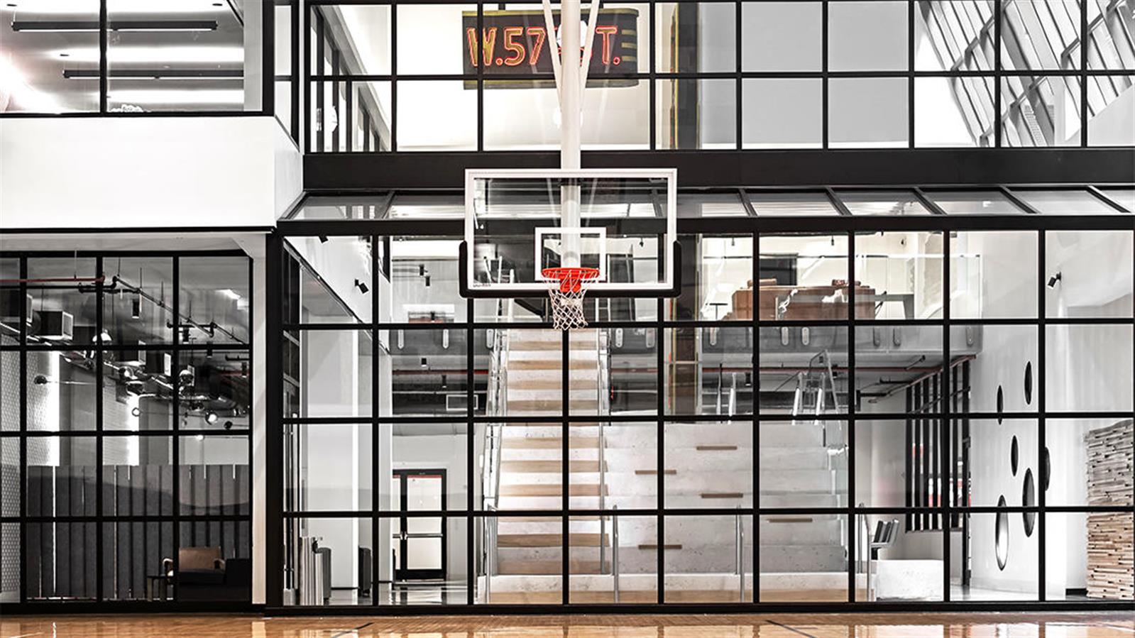 606 West 57th Street, Unit 1438 Manhattan, NY 10019 - Photo 11 of 23 a view of entryway