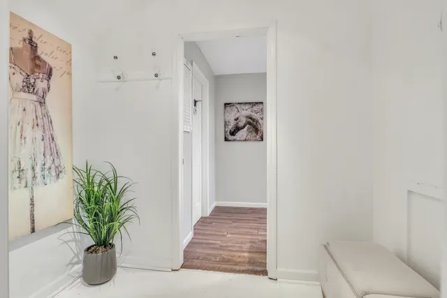 $1,050,000 | 36968 Thoroughbred Drive, Wadsworth, IL 60083