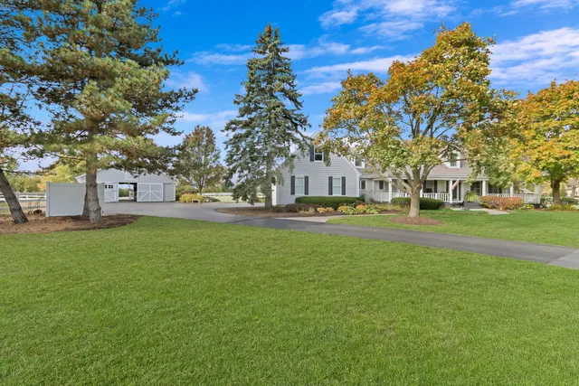 $1,050,000 | 36968 Thoroughbred Drive, Wadsworth, IL 60083