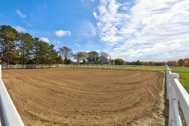 $1,050,000 | 36968 Thoroughbred Drive, Wadsworth, IL 60083