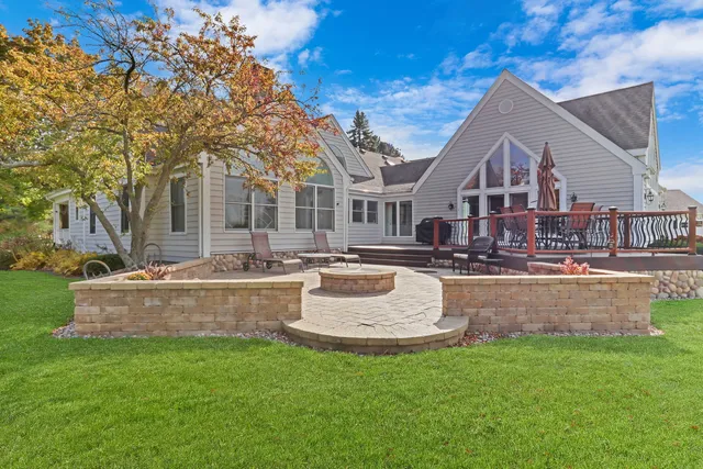 $1,050,000 | 36968 Thoroughbred Drive, Wadsworth, IL 60083