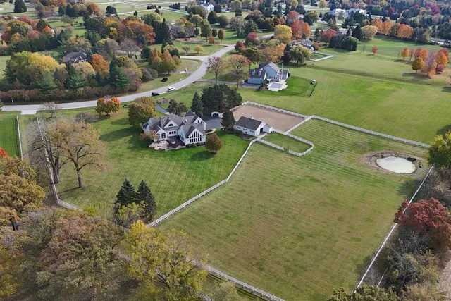 $1,050,000 | 36968 Thoroughbred Drive, Wadsworth, IL 60083