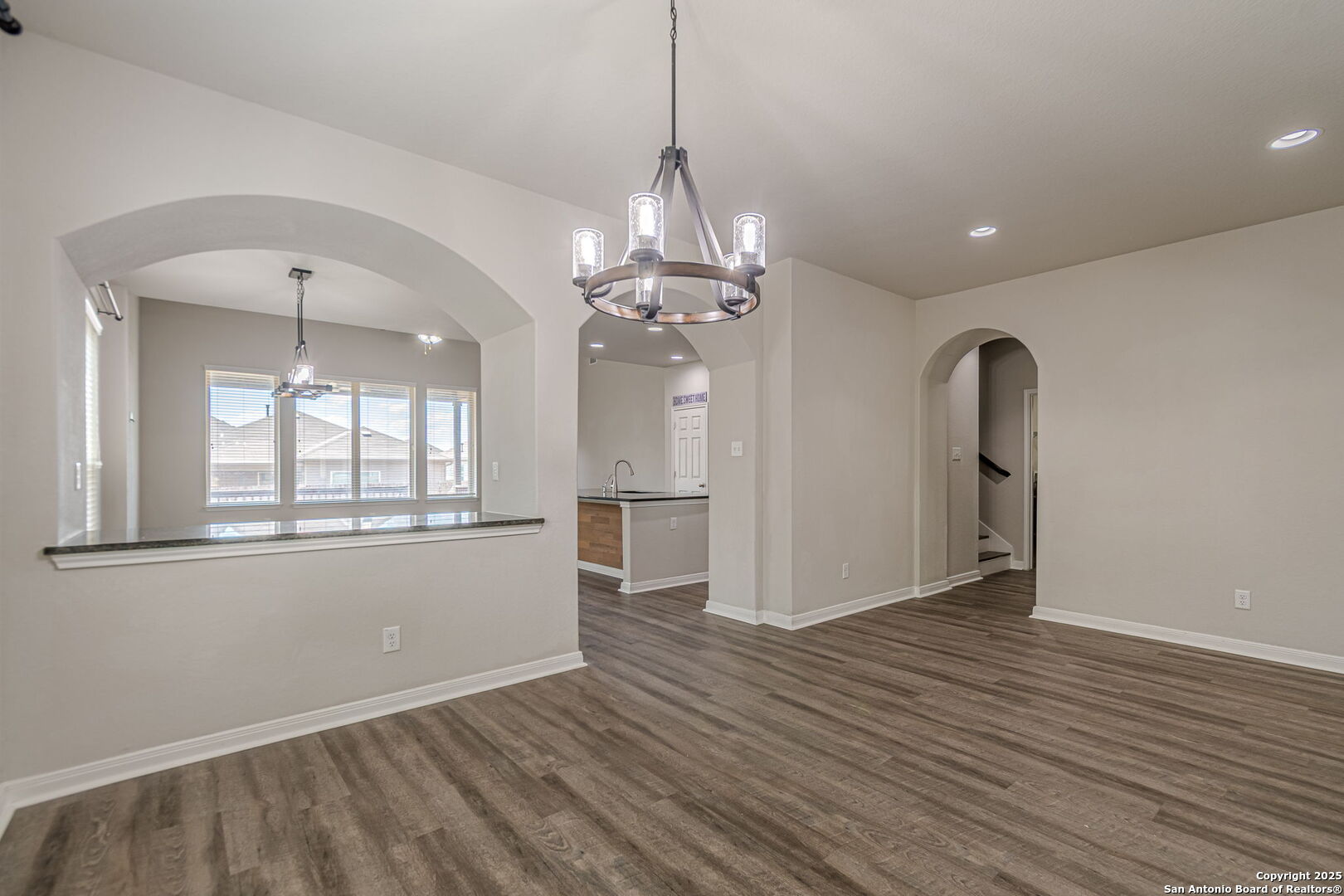 8922 Grand Western Converse, TX 78109 - Photo 15 of 77