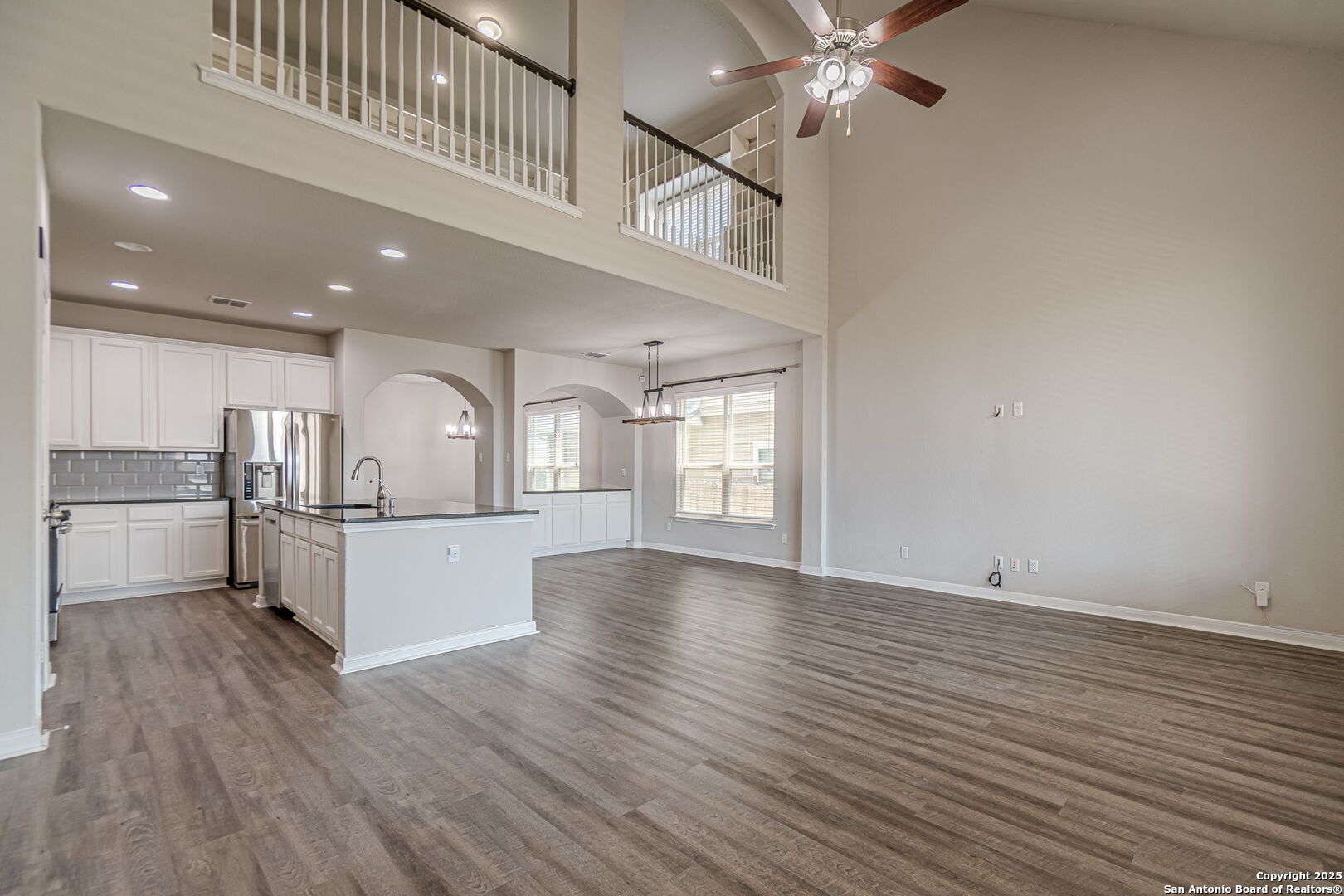 8922 Grand Western Converse, TX 78109 - Photo 28 of 77