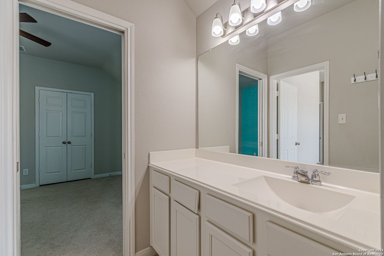 8922 Grand Western Converse, TX 78109 - Photo 53 of 77