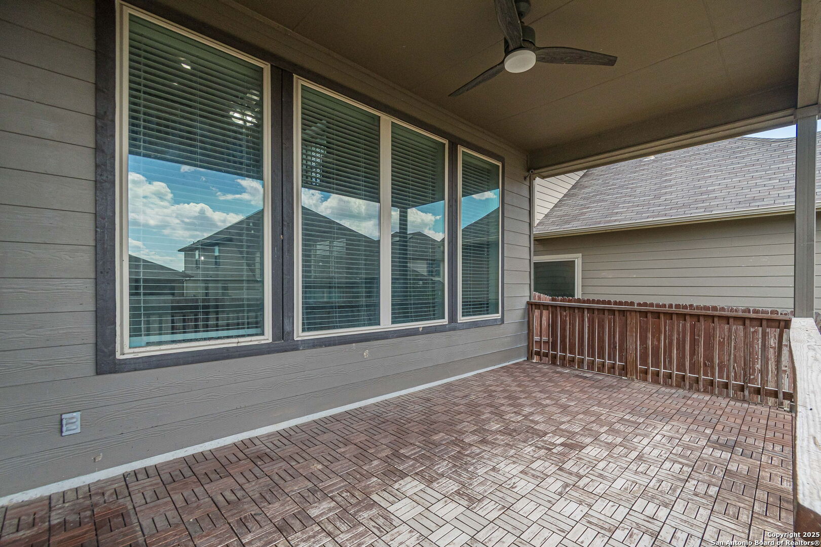 8922 Grand Western Converse, TX 78109 - Photo 74 of 77