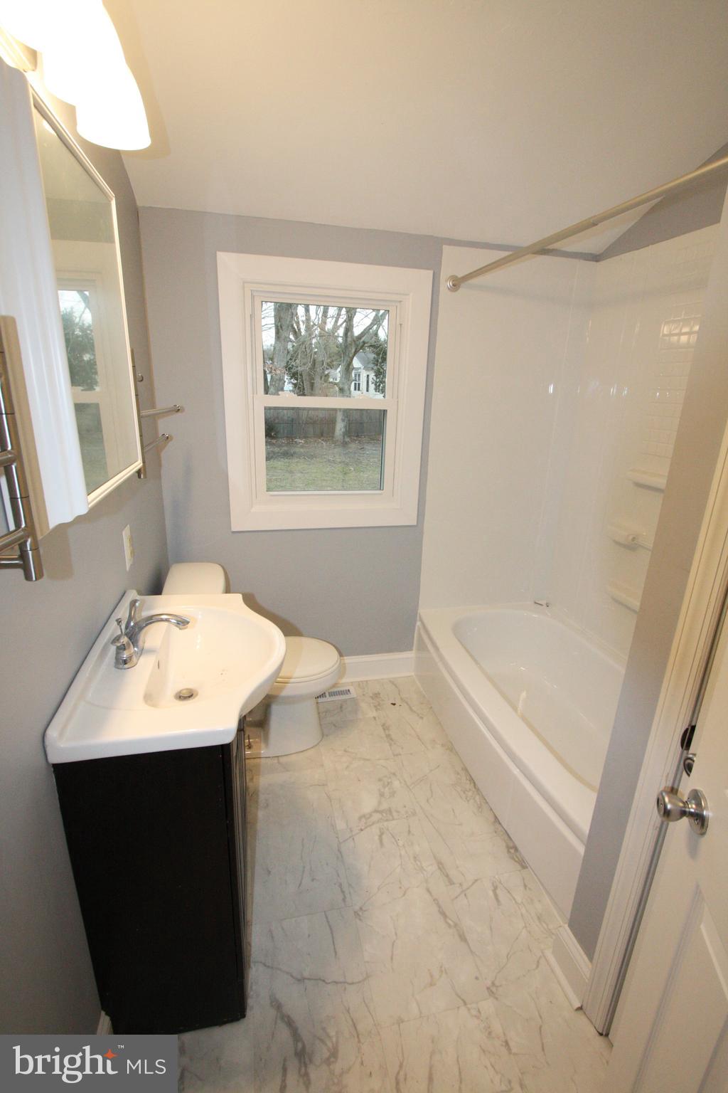 1040 Crest Road Pine Hill, NJ 08021 - Photo 6 of 9 Full Bath