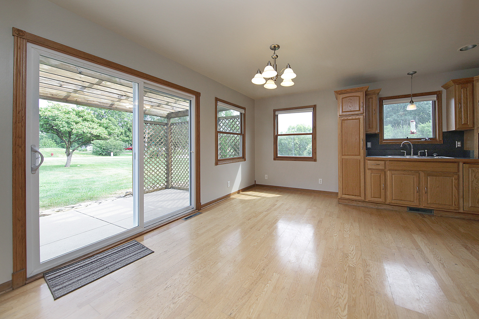 160 Hillsman Lane Seneca, IL 61360 - Photo 4 of 27