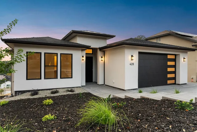 $1,150,000 | 420 Miles Court, Auburn, CA 95603