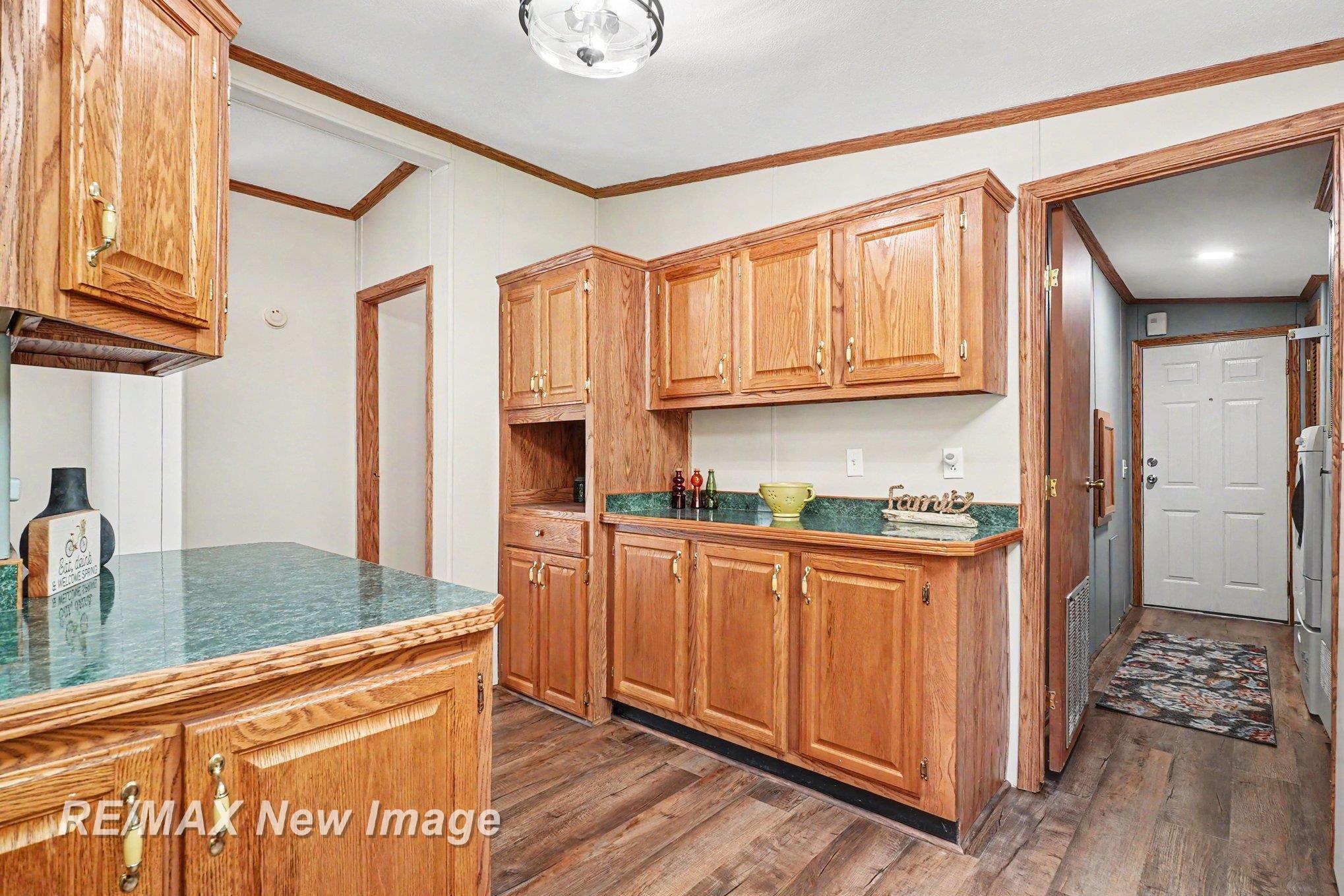 2827 North 11 Mile Road Coleman, MI 48618 - Photo 13 of 38