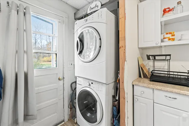 $450,000 | 73 West Main Street, Hillsborough, NH 03244