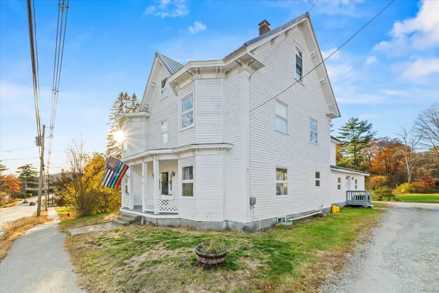 $450,000 | 73 West Main Street, Hillsborough, NH 03244
