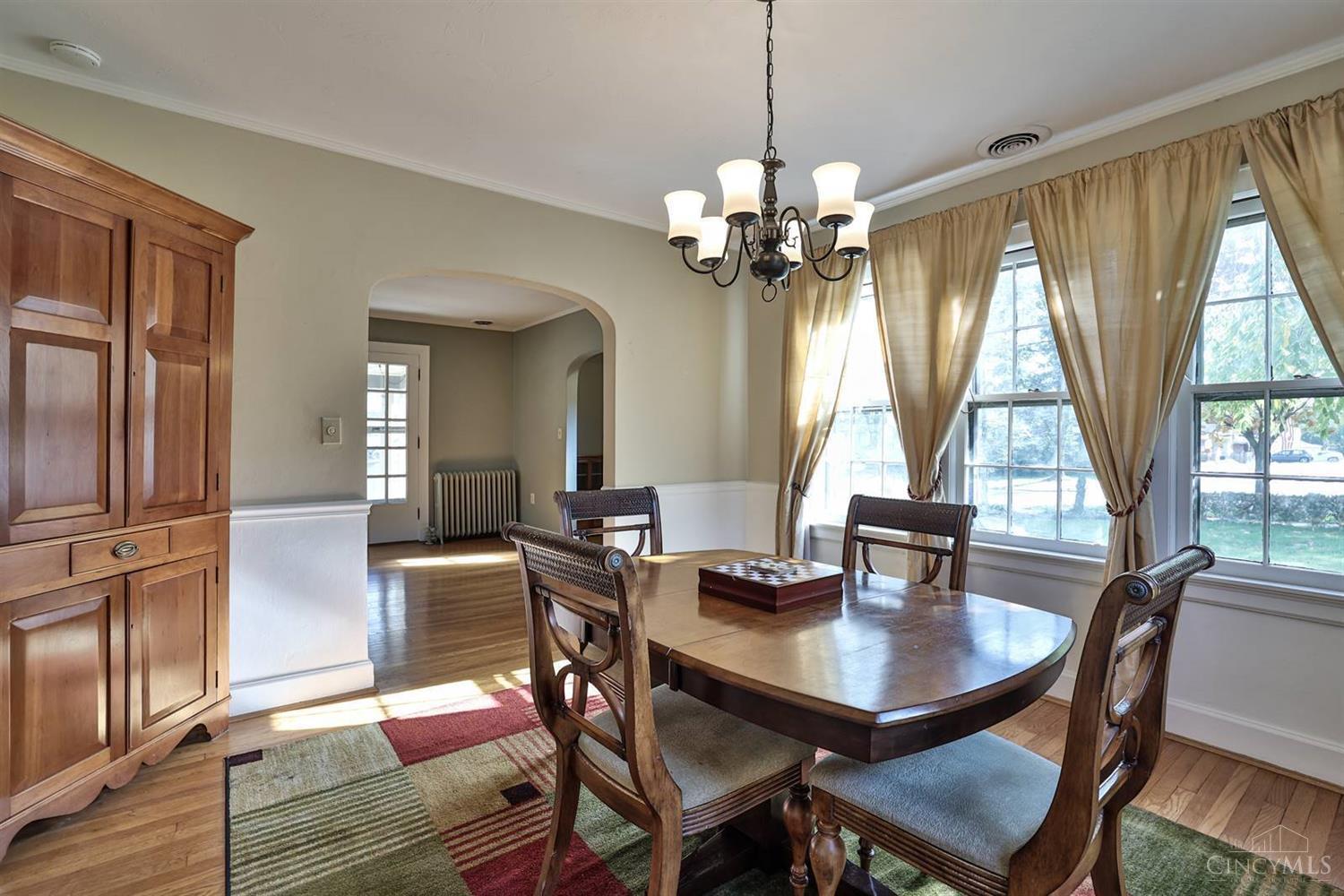 14 Fleming Road Wyoming, OH 45215 - Photo 9 of 33 Gallery Image 9