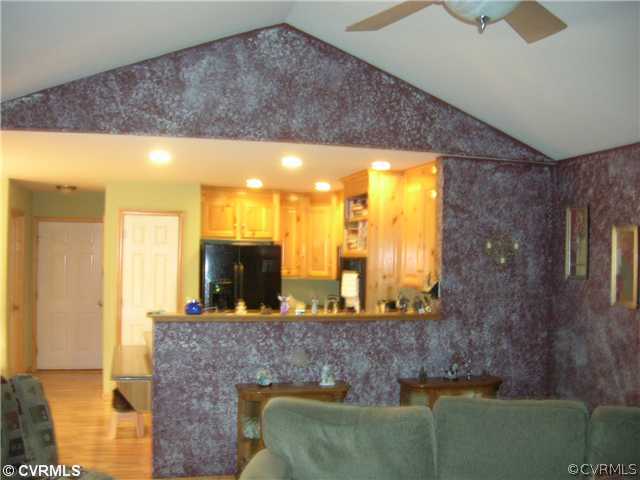 3900 Union Branch Road Petersburg, VA 23805 - Photo 5 of 12 Kitchen
