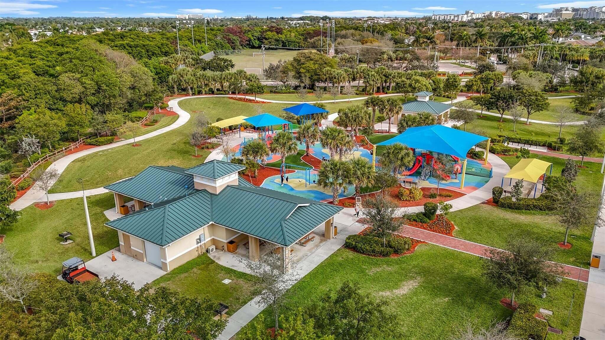 8 Royal Palm Way, Unit 6040 Boca Raton, FL 33432 - Photo 28 of 36 Park Across Steet