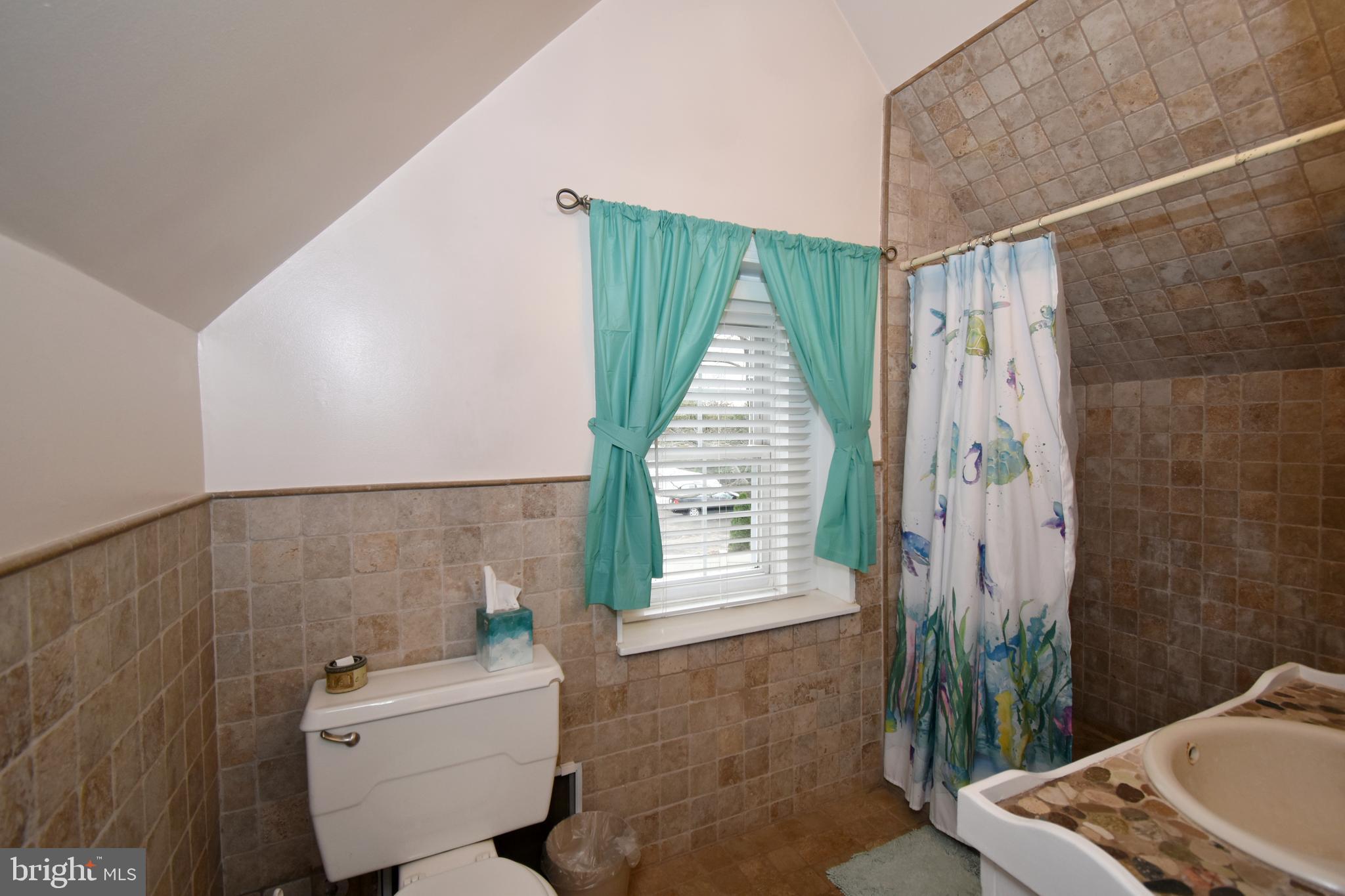 610 Eugenia Road Horsham, PA 19044 - Photo 16 of 23 Gallery Image 16