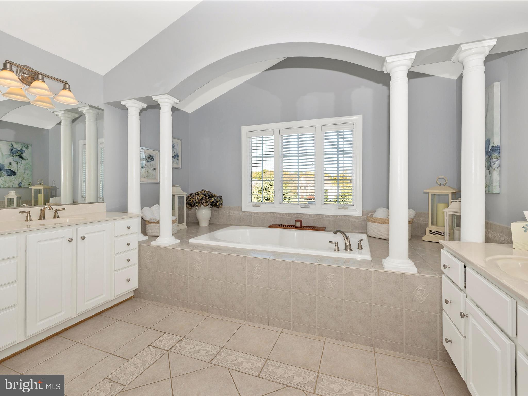 20615 Wilderness Run Road Boonsboro, MD 21713 - Photo 25 of 80 Primary Bathroom