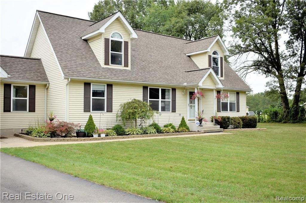 19200 Clark Road Belleville, MI 48111 - Photo 1 of 34