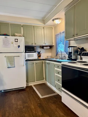 $65,000 | 2022 Highway 30, Jamaica, VT 05343