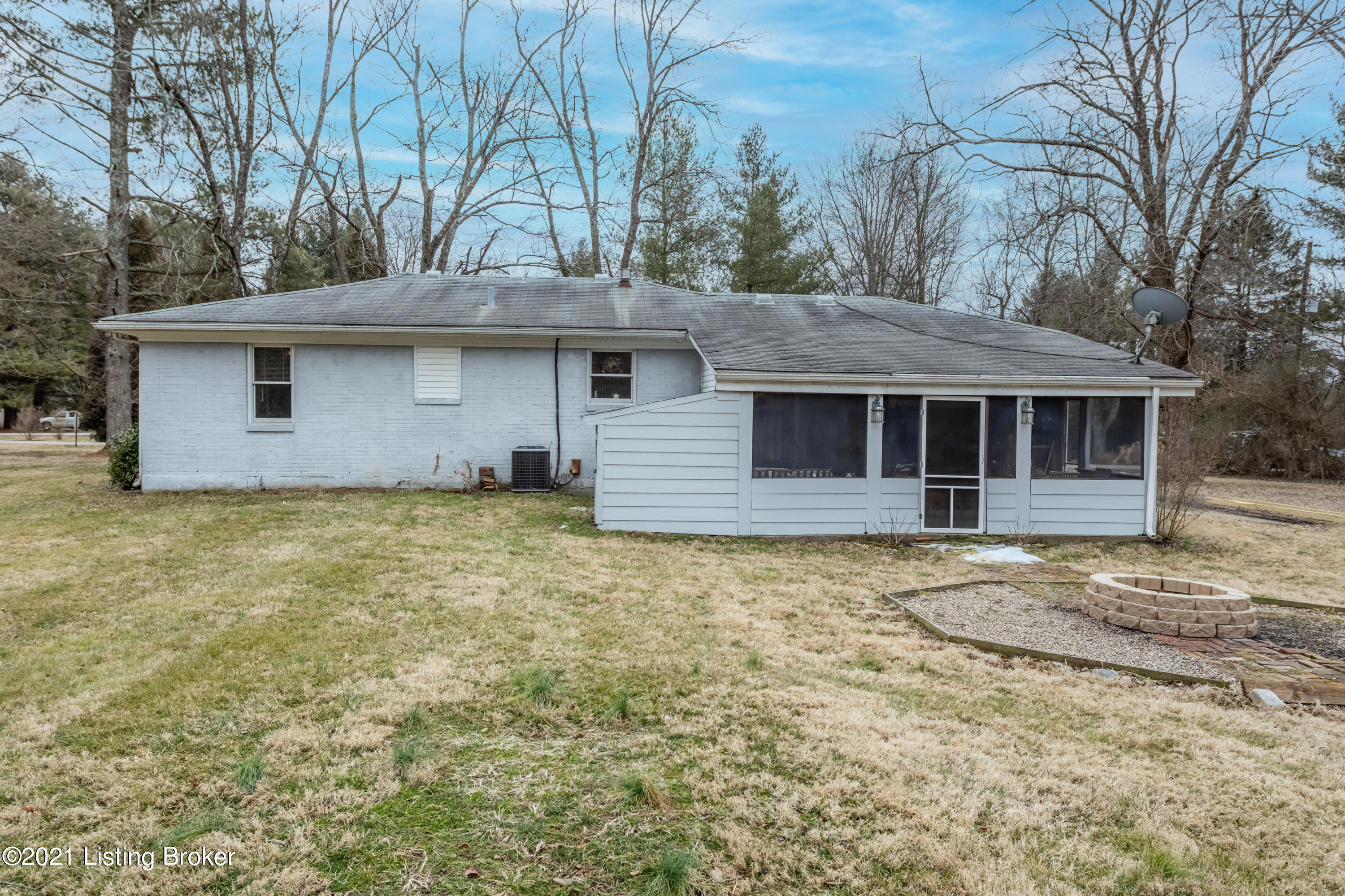 8109 Old Mill Road Pewee Valley, KY 40056 - Photo 8 of 46 H70A0937