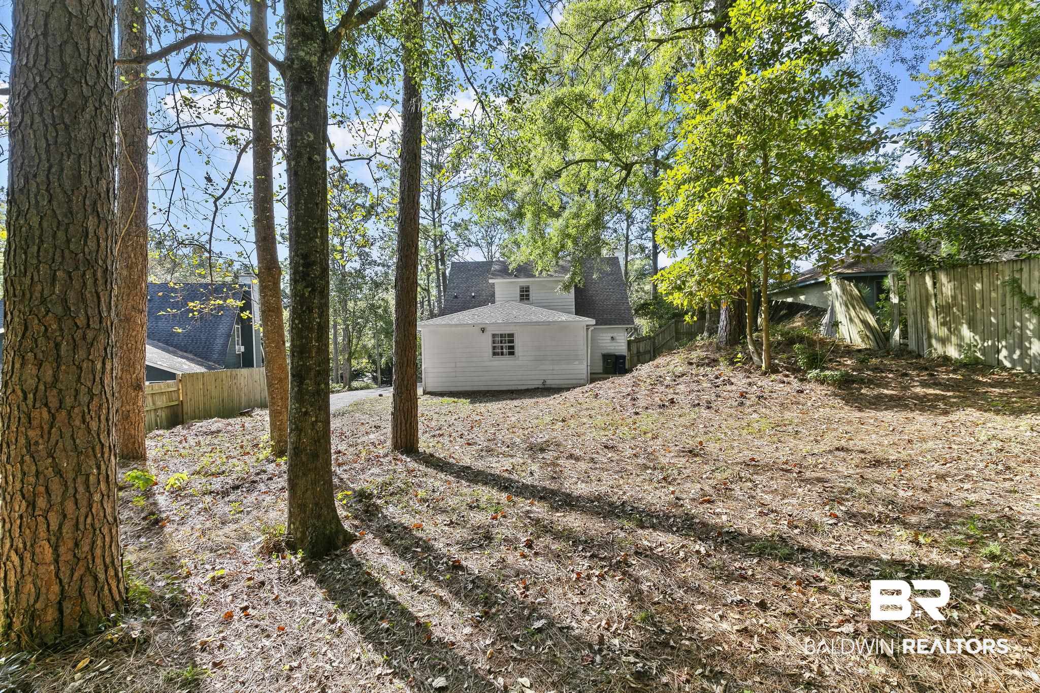359 Ridgewood Drive Daphne, AL 36526 - Photo 53 of 73 View of yard
