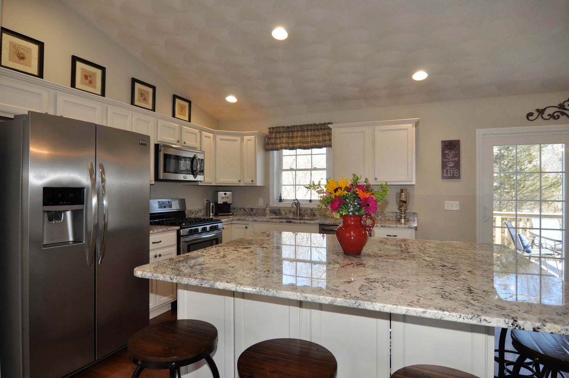 615 Sherman Farm Road Burrillville, RI 02830 - Photo 5 of 31