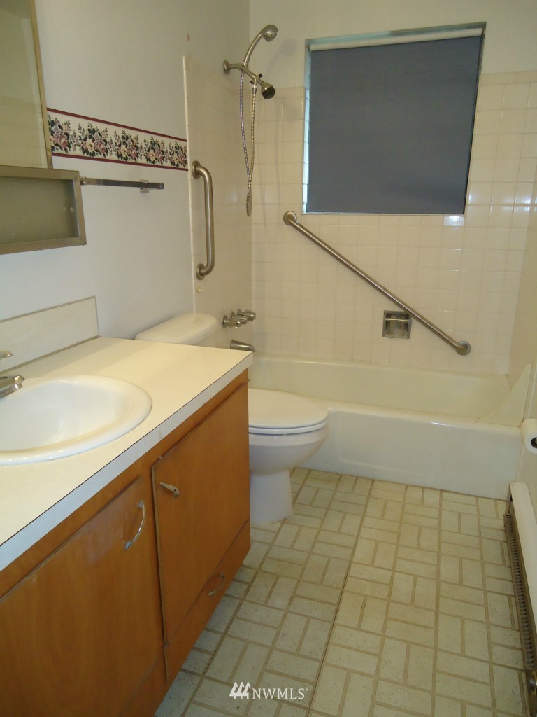 7022 Sunset Road Aberdeen, WA 98520 - Photo 12 of 15 Gallery Image 12