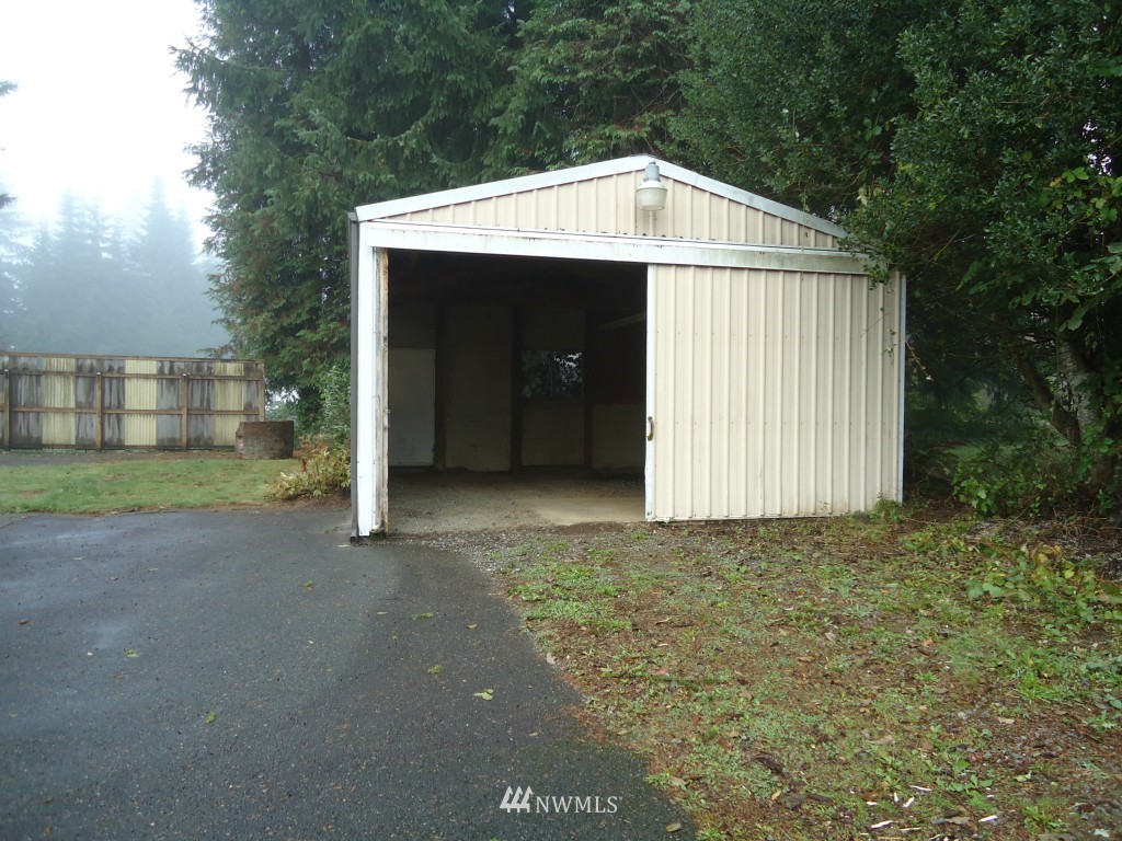 7022 Sunset Road Aberdeen, WA 98520 - Photo 3 of 15 Gallery Image 3