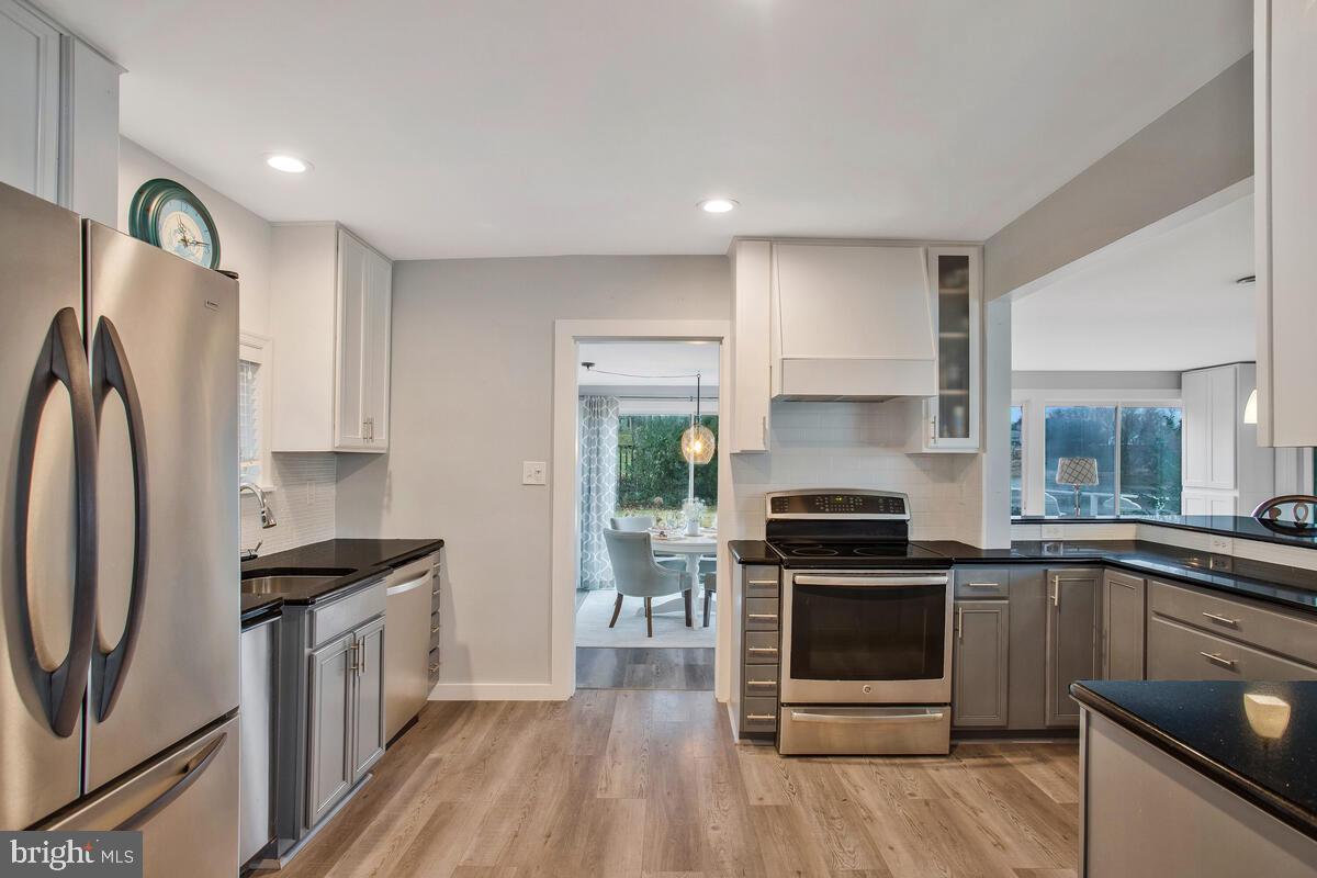 320 Severn Road Annapolis, MD 21401 - Photo 40 of 93 Gallery Image 40