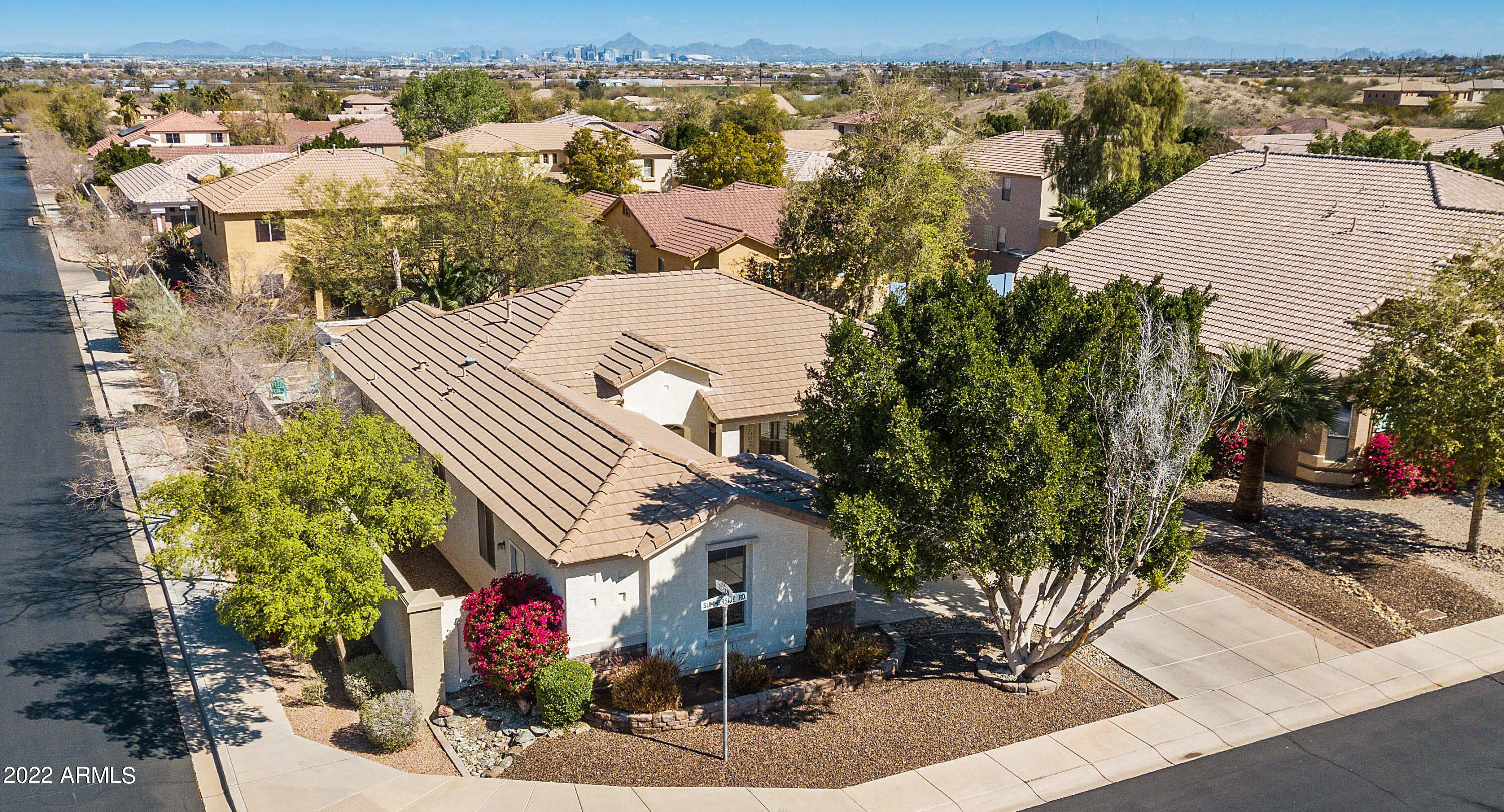 2624 West Summerside Road Phoenix, AZ 85041 - Photo 38 of 44 DJI_0876
