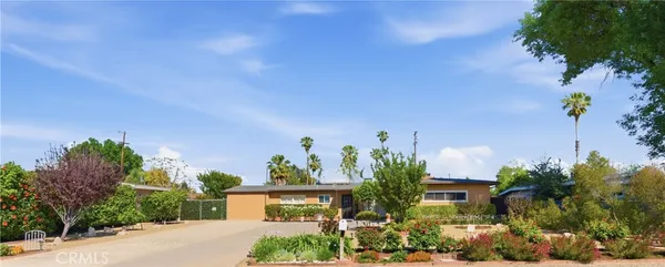 $954,000 | 8546 Comanche Avenue, Winnetka, CA 91306