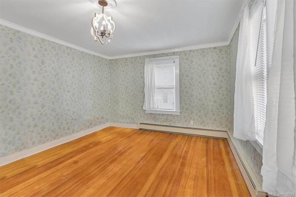 56 Winter Street Manchester, CT 06040 - Photo 10 of 36