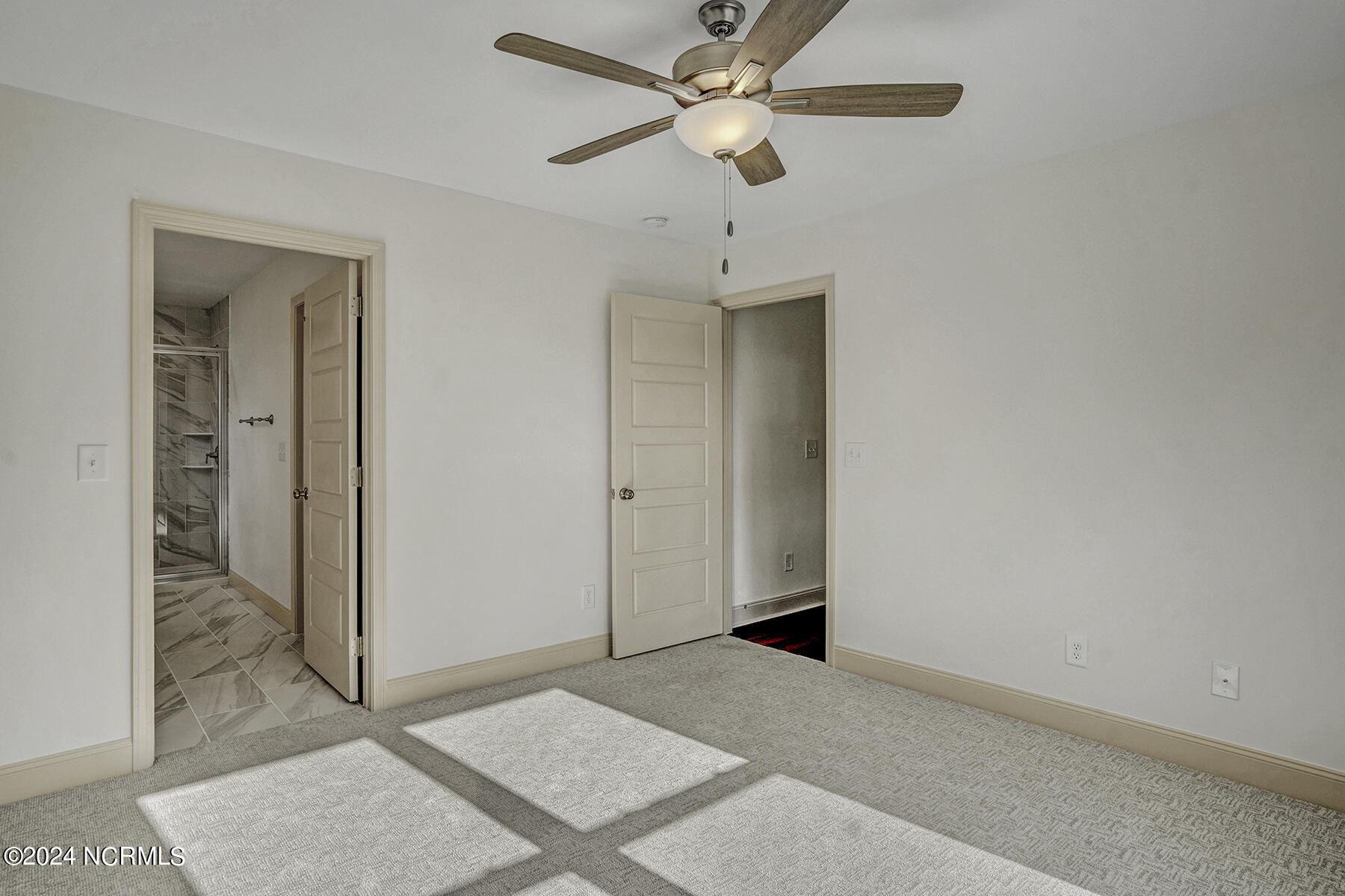 406 Wade Street Warsaw, NC 28398 - Photo 21 of 30 Primary Bedroom