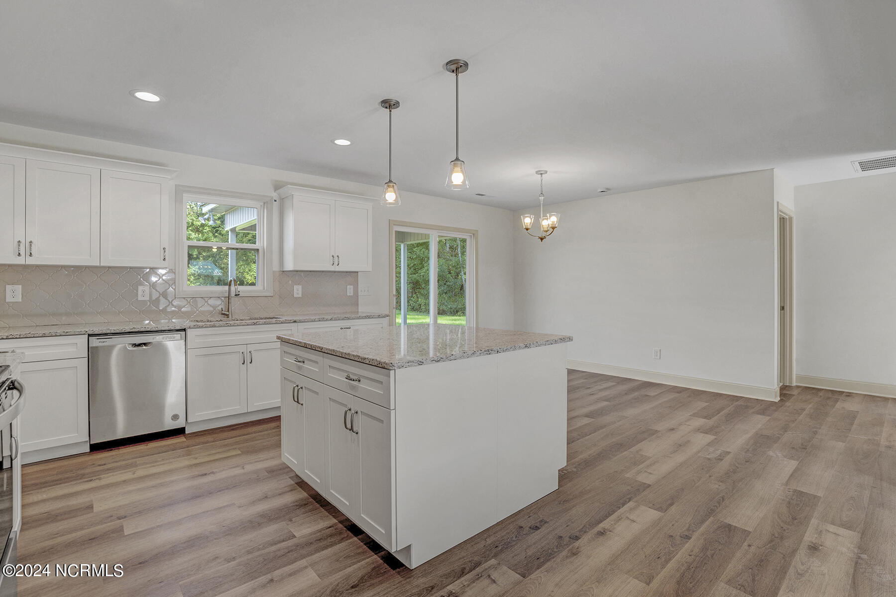 406 Wade Street Warsaw, NC 28398 - Photo 10 of 30 Kitchen