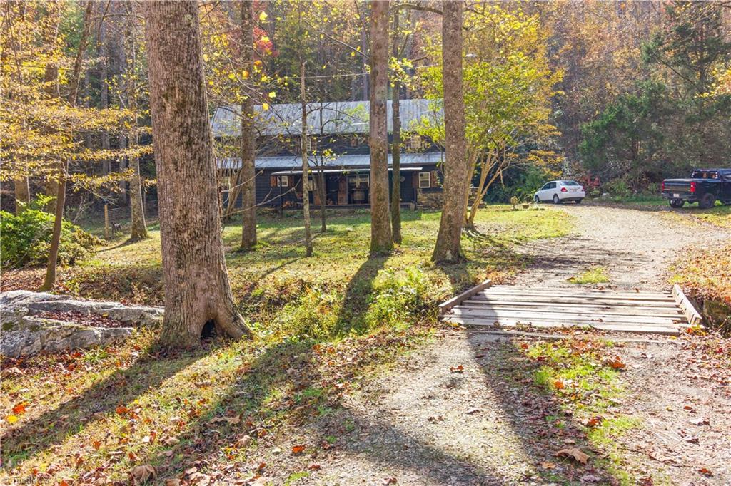 5668 Longbottom Road Hays, NC 28635 - Photo 4 of 33