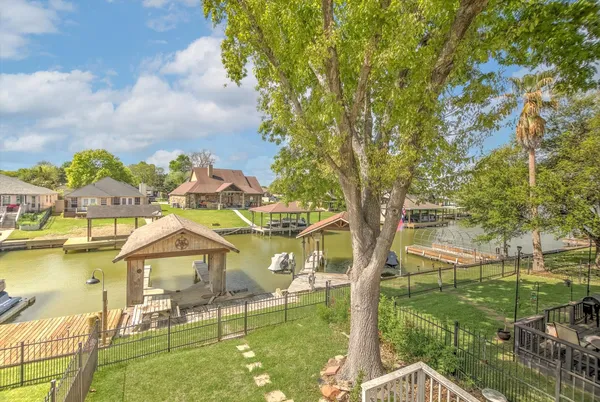 $325,000 | 13239 Bluff View Drive, Willis, TX 77318