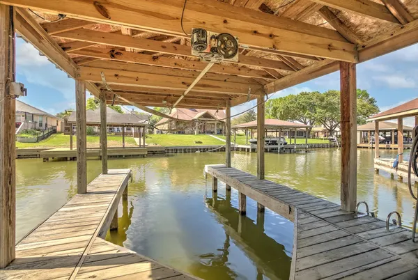 $325,000 | 13239 Bluff View Drive, Willis, TX 77318