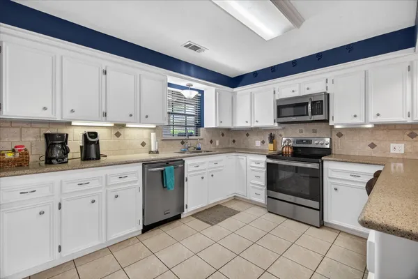 $325,000 | 13239 Bluff View Drive, Willis, TX 77318