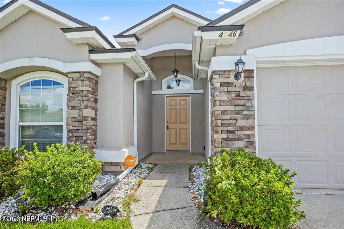 4046 Trail Ridge Road Middleburg, FL 32068 - Photo 2 of 22 a front view of a house