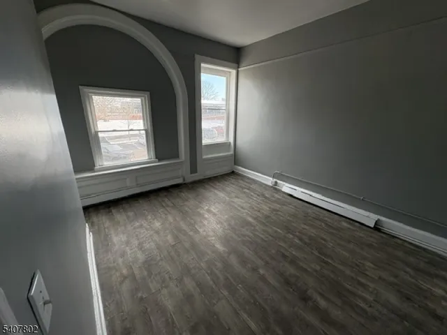 $1,600 | 197 North Avenue, Plainfield, NJ 07060