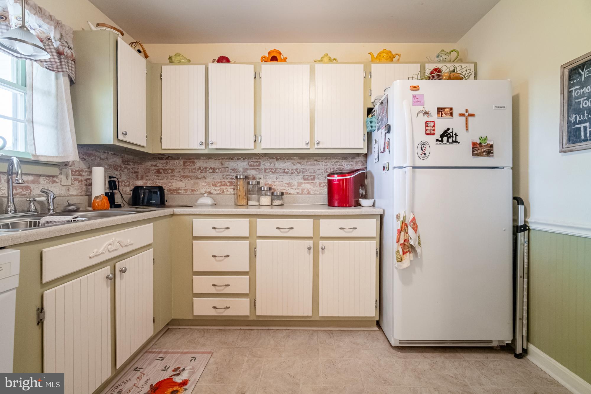 1398 Manor Road Windsor, PA 17366 - Photo 14 of 39 Charming kitchen with vintage flair.