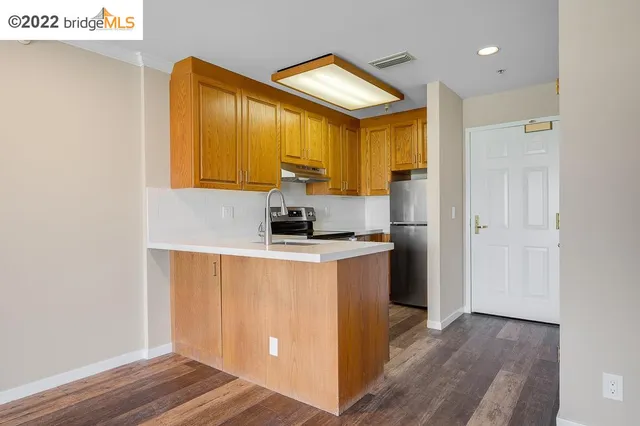 $32,000 | 100 Thorndale Drive, Unit 206, San Rafael, CA 94903