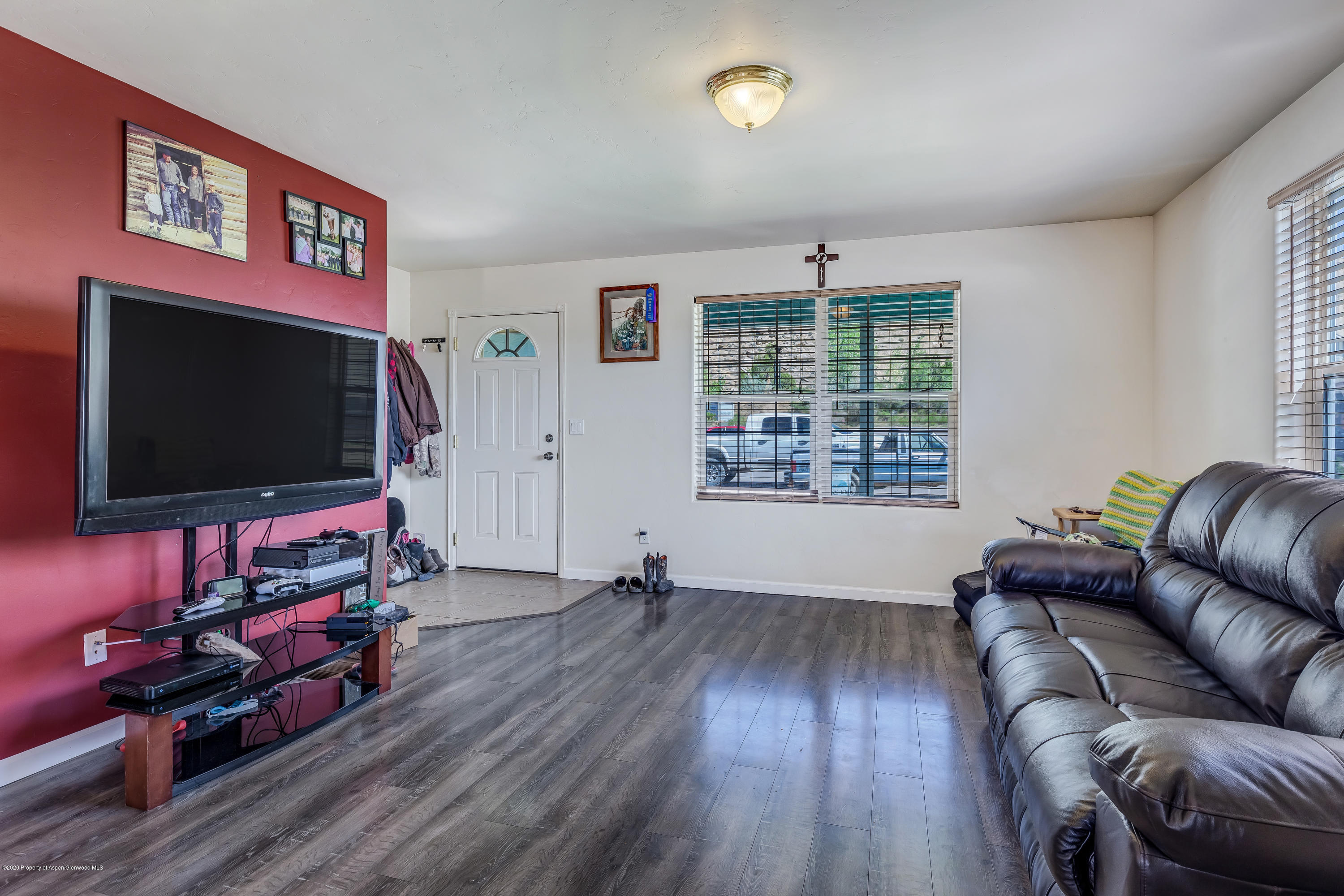 3151 West 31st Court Rifle, CO 81650 - Photo 4 of 19 Living Room