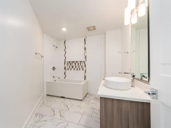 $10,000 | 15 Avalon Street, Unit 303, Clearwater Beach, FL 33767