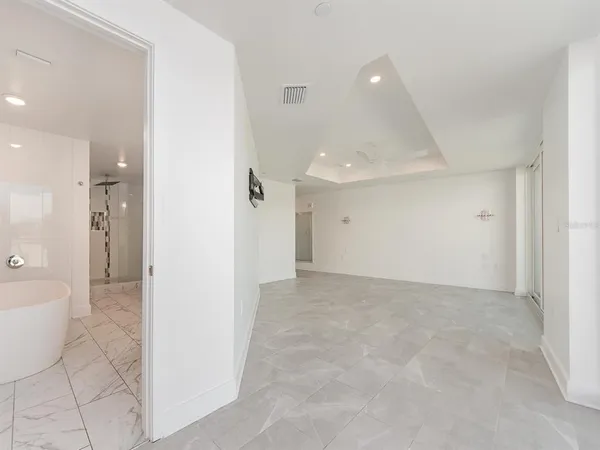 $10,000 | 15 Avalon Street, Unit 303, Clearwater Beach, FL 33767