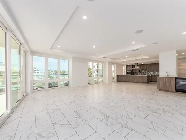 $10,000 | 15 Avalon Street, Unit 303, Clearwater Beach, FL 33767